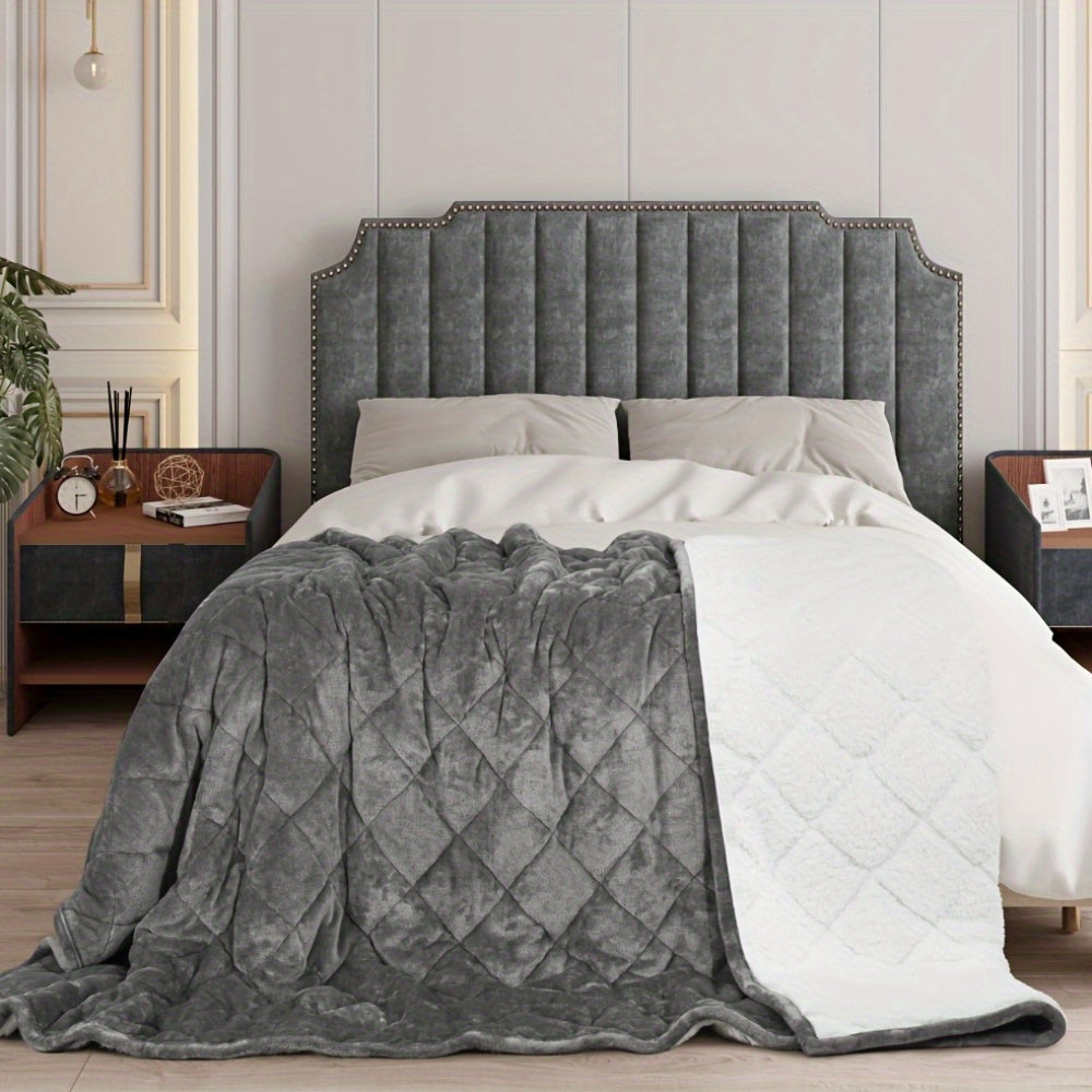 Couverture compressée réversible sherpa – en situation sur lit