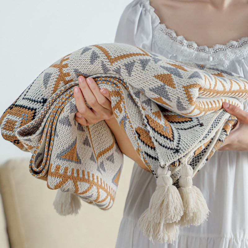 Plaid bohème tricoté – motif aztèque